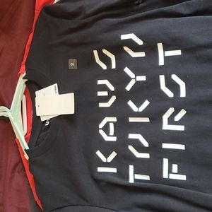 Uniqlo x Kaws t shirt